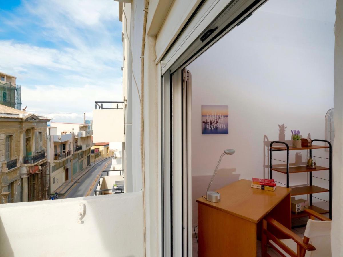 Fam Central Apt Heraklion Zewnętrze zdjęcie